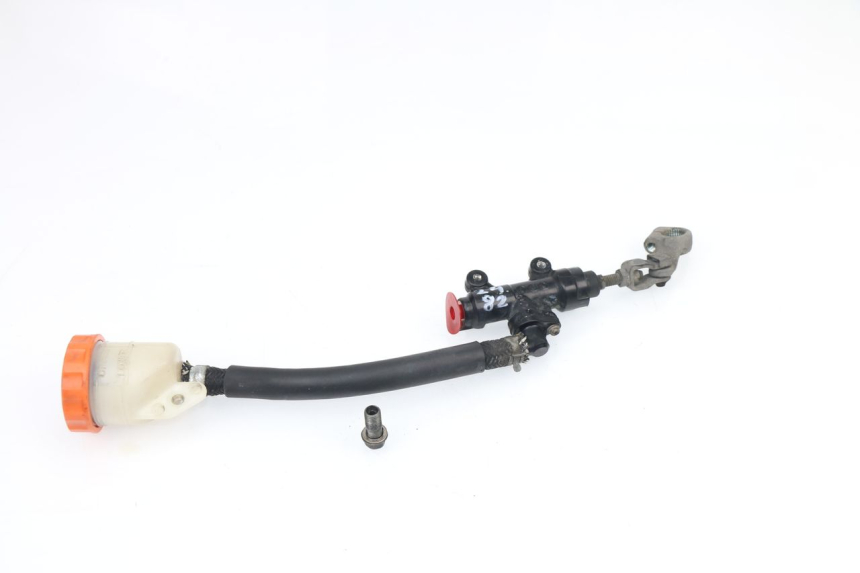 photo de REAR BRAKE MASTER CYLINDER HONDA VF 1000 (1984 - 1988)