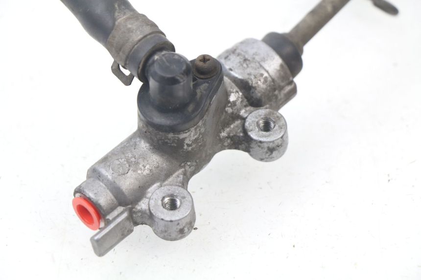 photo de REAR BRAKE MASTER CYLINDER HONDA XLV TRANSALP 650 (2005 - 2007)