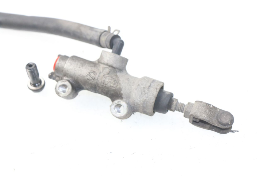 photo de REAR BRAKE MASTER CYLINDER KAWASAKI GPZ S 500 (1994 - 2005)