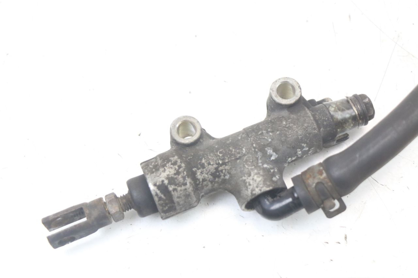 photo de REAR BRAKE MASTER CYLINDER KAWASAKI GTR 1000 (1994 - 2004)