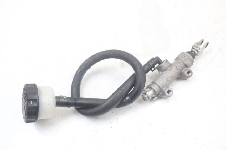 photo de REAR BRAKE MASTER CYLINDER KAWASAKI VERSYS ABS 650 (2015 - 2018)