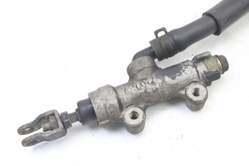 photo de REAR BRAKE MASTER CYLINDER KAWASAKI ZR7 ZR-7 S 750 (1999 - 2004)