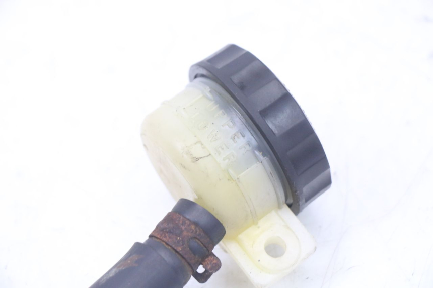 photo de REAR BRAKE MASTER CYLINDER KAWASAKI ZR7 ZR-7 S 750 (1999 - 2004)