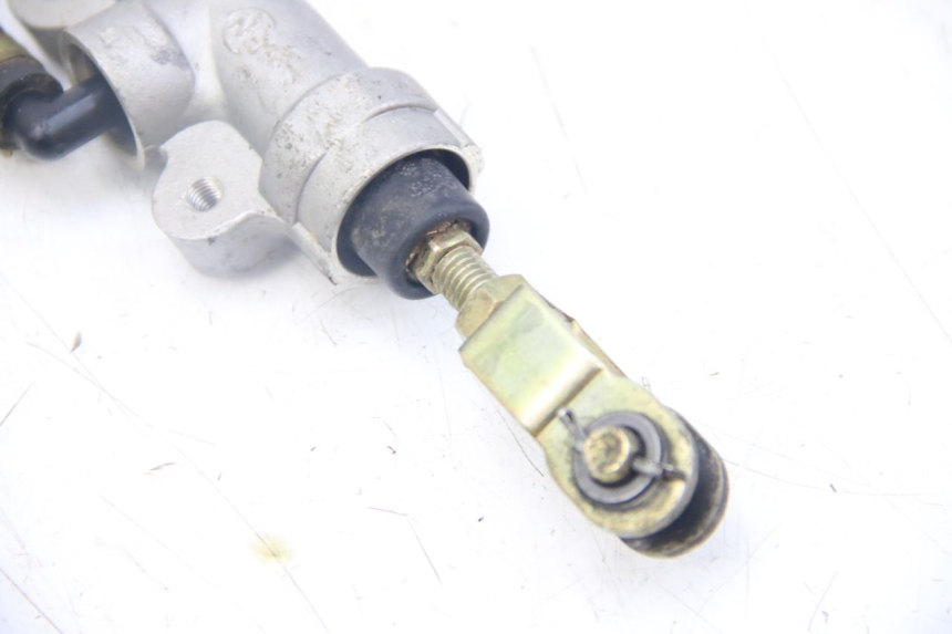 photo de REAR BRAKE MASTER CYLINDER KAWASAKI KX 85 (2001 - 2013)