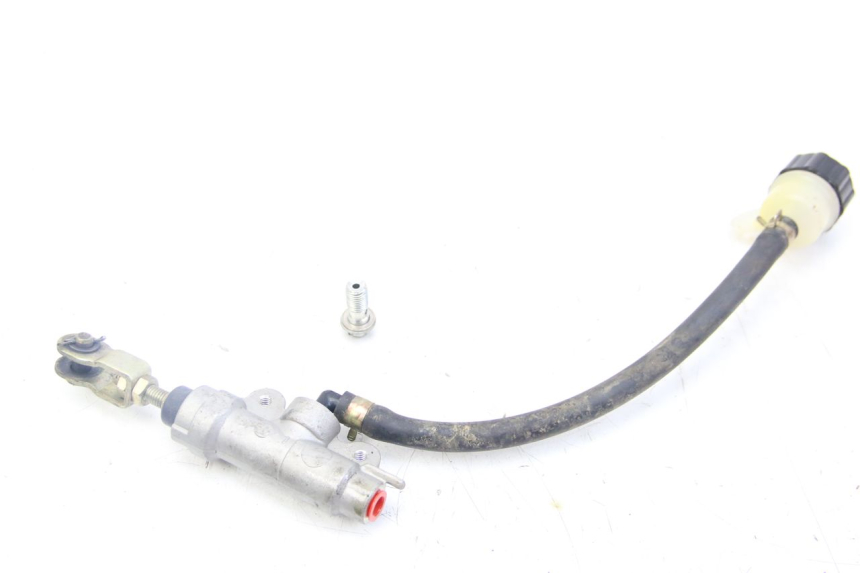 photo de REAR BRAKE MASTER CYLINDER KAWASAKI KX 85 (2001 - 2013)