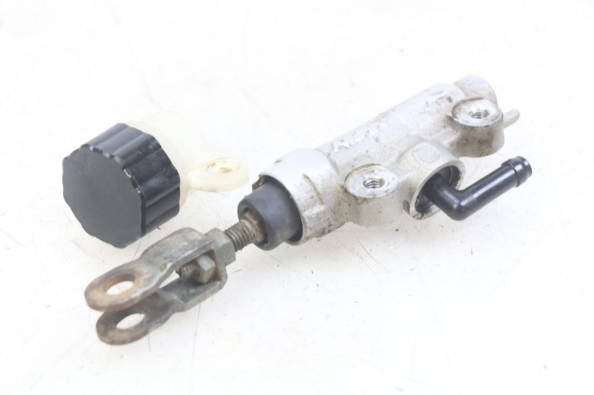 photo de REAR BRAKE MASTER CYLINDER KAWASAKI KX 85 (2001 - 2013)