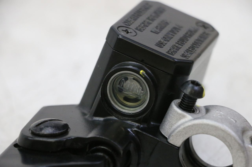 photo de REAR BRAKE MASTER CYLINDER PIAGGIO MP3 HPE 310 (2024 - 2025)
