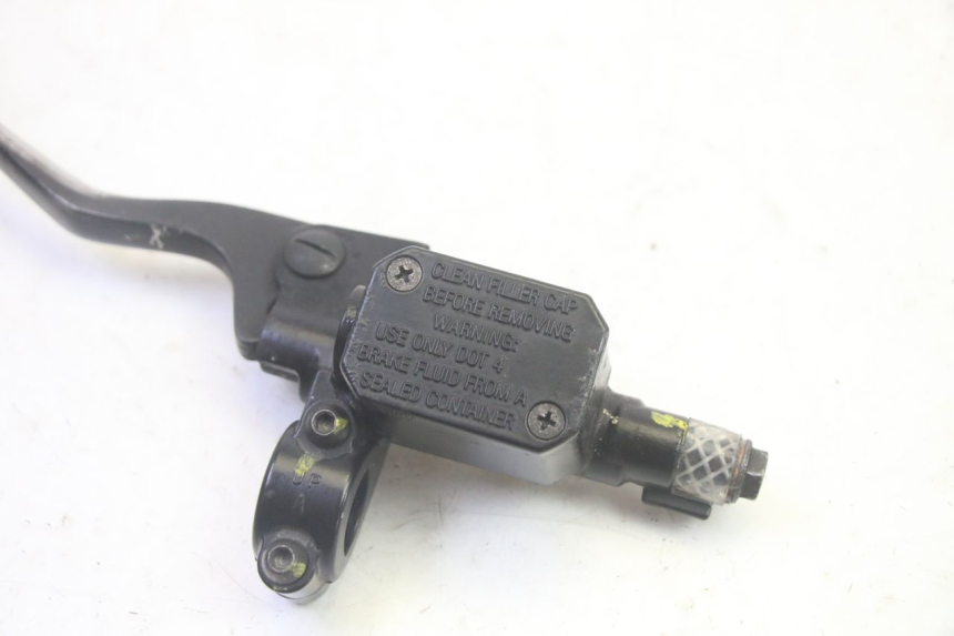 photo de REAR BRAKE MASTER CYLINDER PIAGGIO MP3 HPE 350 (2018 - 2020) - Zoom on usage condition