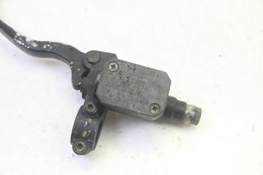 photo de REAR BRAKE MASTER CYLINDER PIAGGIO MP3 RL 250 (2007 - 2010) - Zoom on usage condition