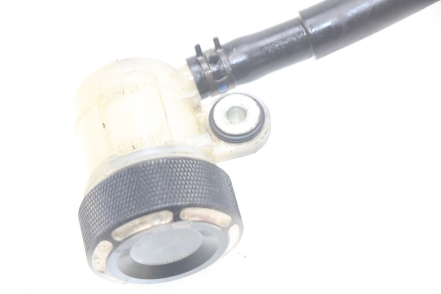 photo de REAR BRAKE MASTER CYLINDER YAMAHA MT-07 MT07 ABS 700 (2014 - 2017)