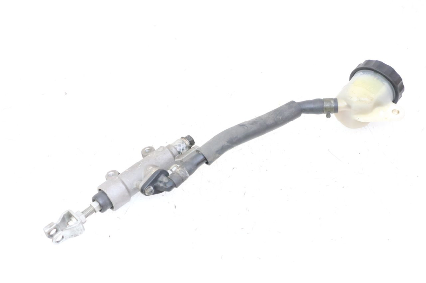 photo de REAR BRAKE MASTER CYLINDER HONDA NTV DEAUVILLE 650 (2001 - 2006)