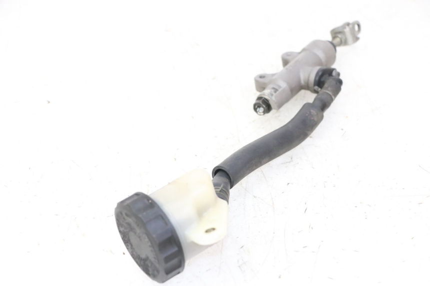 photo de REAR BRAKE MASTER CYLINDER HONDA NTV DEAUVILLE 650 (2001 - 2006)