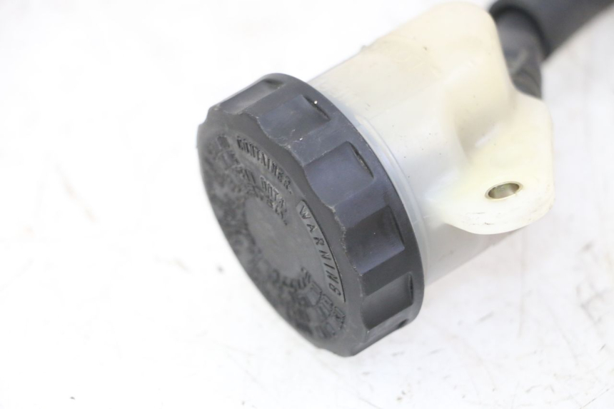 photo de REAR BRAKE MASTER CYLINDER HONDA NTV DEAUVILLE 650 (2001 - 2006)