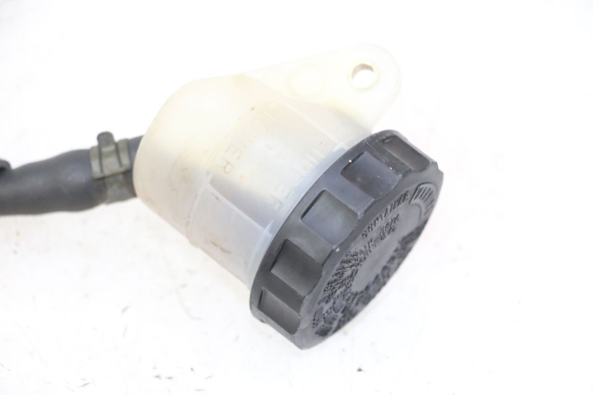 photo de REAR BRAKE MASTER CYLINDER HONDA NTV DEAUVILLE 650 (2001 - 2006)