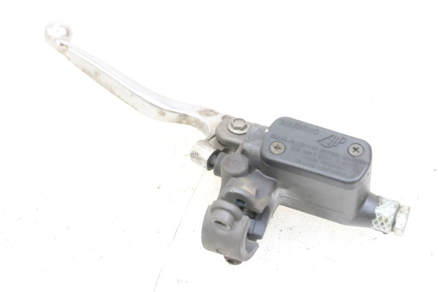 photo de REAR BRAKE MASTER CYLINDER PEUGEOT ELYSTAR 125 (2002 - 2007)