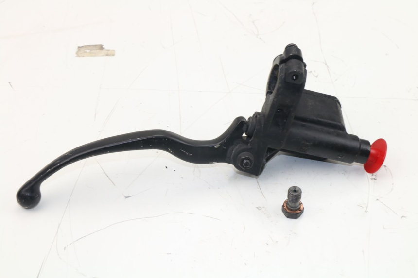 photo de REAR BRAKE MASTER CYLINDER PIAGGIO X7 125 (2007 - 2013)