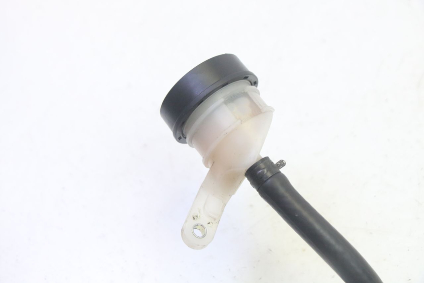 photo de REAR BRAKE MASTER CYLINDER BMW R GS 1250 (2021 - 2024) - Technical close-up