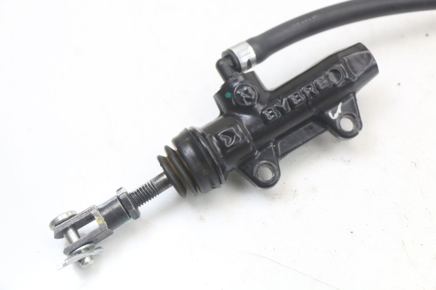 photo de REAR BRAKE MASTER CYLINDER ROYAL ENFIELD SCRAM 411 (2022 - 2024)