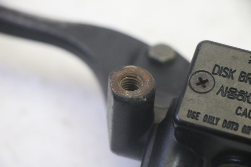 photo de REAR BRAKE MASTER CYLINDER DAELIM S1 125 (2007 - 2016) - Alternative perspective