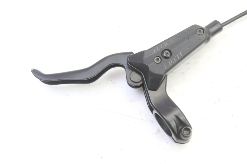 photo de REAR BRAKE MASTER CYLINDER HERO S10 1