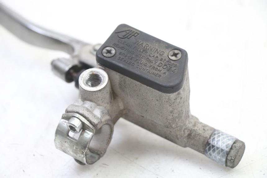 photo de REAR BRAKE MASTER CYLINDER PEUGEOT SATELIS COMPRESSOR K15 125 (2006 - 2009)