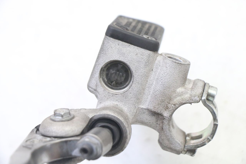 photo de REAR BRAKE MASTER CYLINDER PEUGEOT SATELIS COMPRESSOR K15 125 (2006 - 2009)