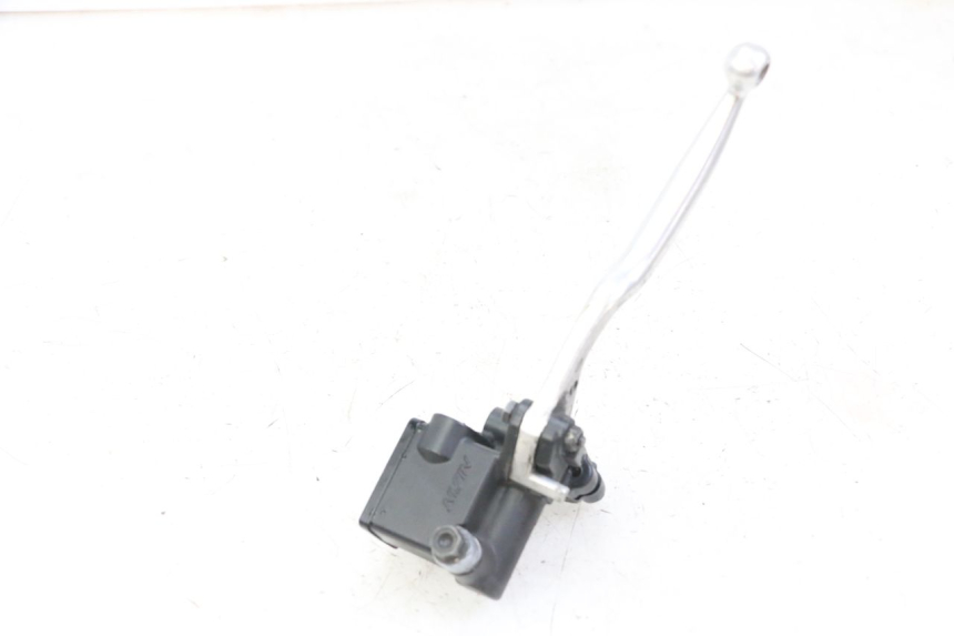 photo de REAR BRAKE MASTER CYLINDER PEUGEOT SATELIS 125 (2013 - 2018)