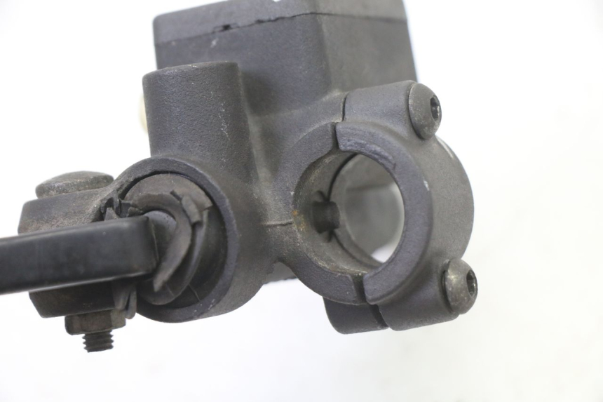 photo de REAR BRAKE MASTER CYLINDER PIAGGIO SUPER LX 125 (2000 - 2003)