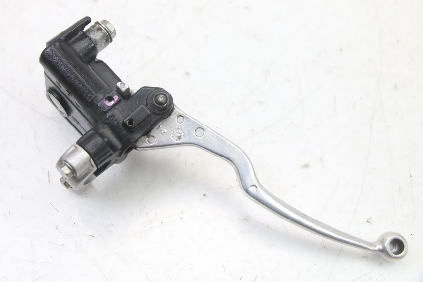photo de REAR BRAKE MASTER CYLINDER SUZUKI BURGMAN 125 (2018 - 2021)