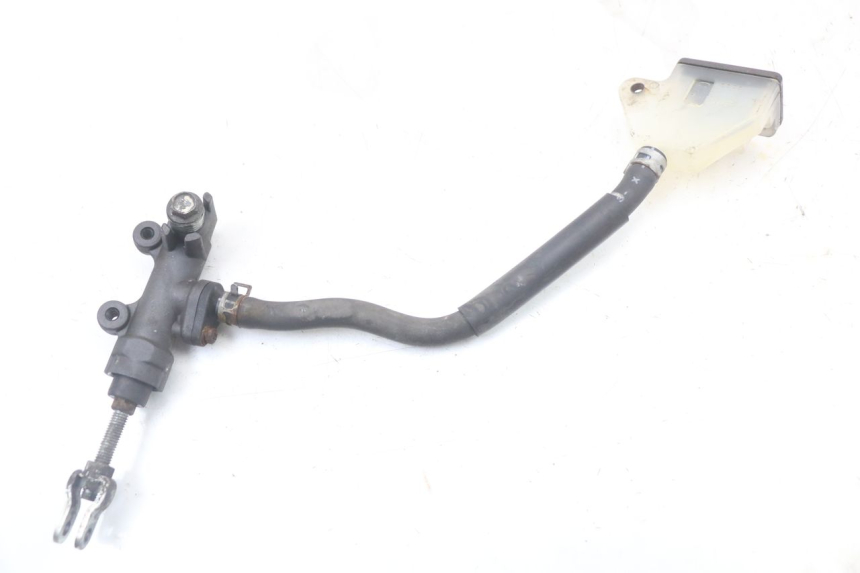 photo de REAR BRAKE MASTER CYLINDER SUZUKI GS F 500 (2004 - 2007)