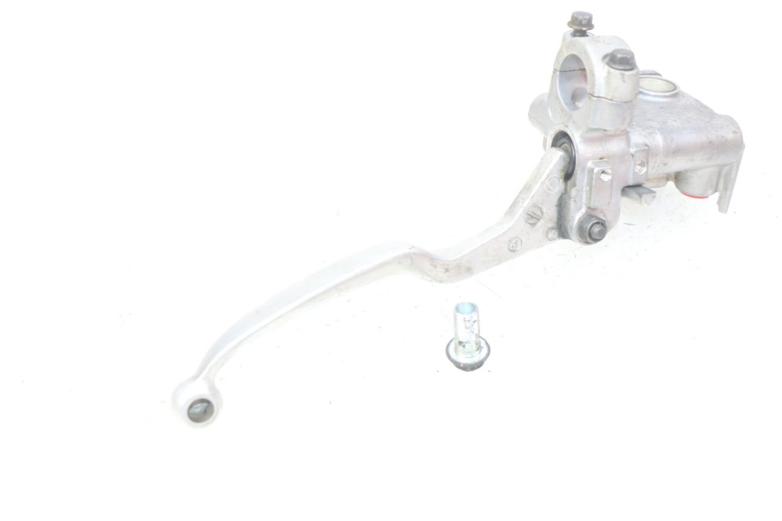 photo de REAR BRAKE MASTER CYLINDER SUZUKI SIXTEEN 125 (2008 - 2010)