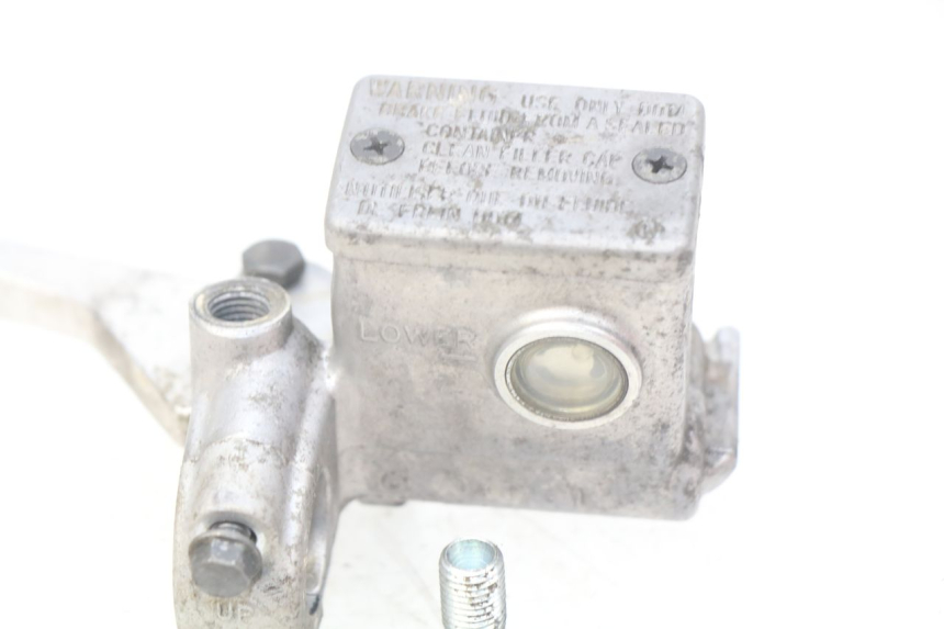 photo de REAR BRAKE MASTER CYLINDER SUZUKI SIXTEEN 125 (2008 - 2010)