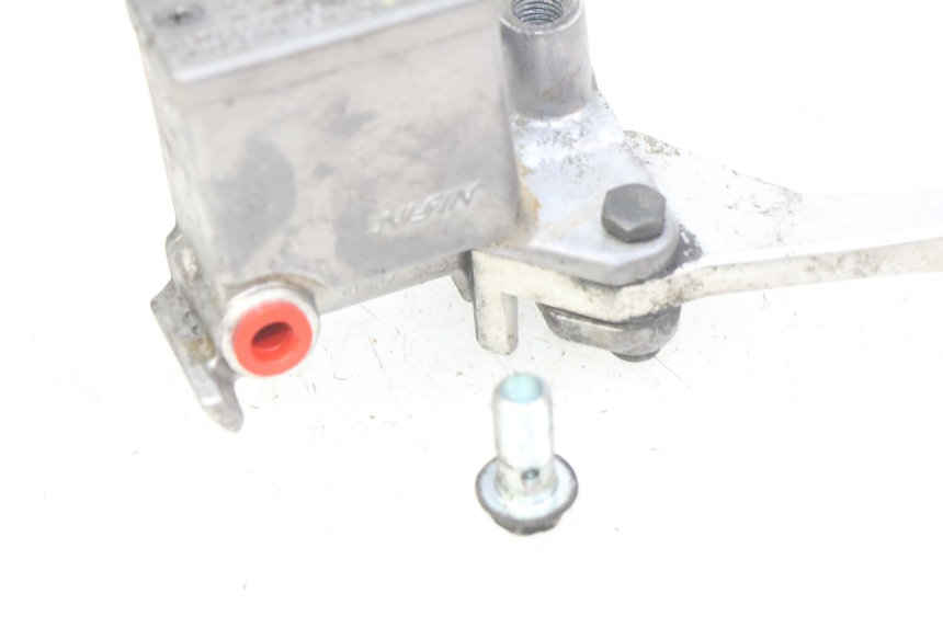 photo de REAR BRAKE MASTER CYLINDER SUZUKI SIXTEEN 125 (2008 - 2010)