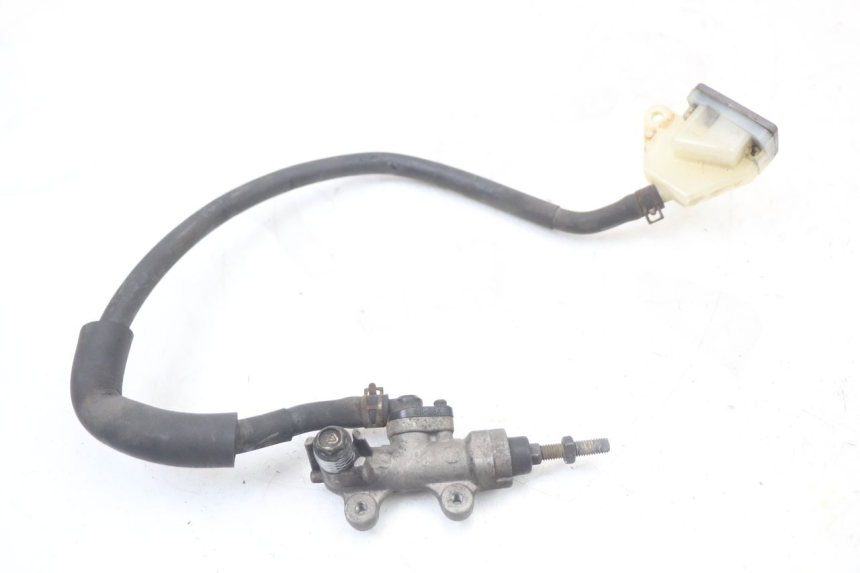 photo de REAR BRAKE MASTER CYLINDER SUZUKI SV S 650 (1999 - 2002)