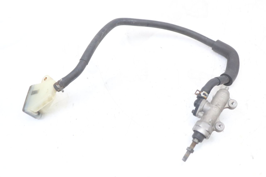 photo de REAR BRAKE MASTER CYLINDER SUZUKI SV S 650 (1999 - 2002)