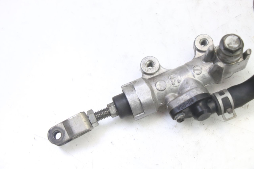 photo de REAR BRAKE MASTER CYLINDER SUZUKI SV S 650 (2003 - 2009)