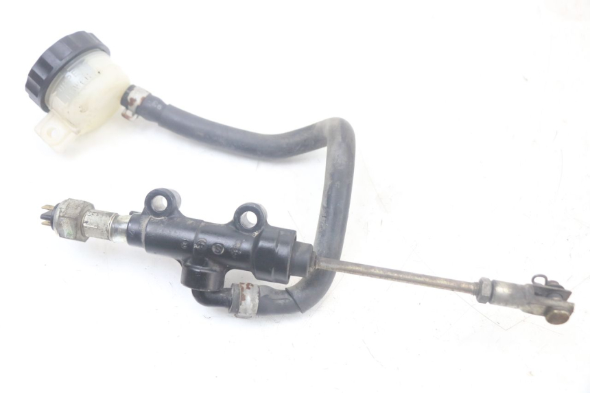 photo de REAR BRAKE MASTER CYLINDER TRIUMPH SPEED TRIPLE T301 900 (1994 - 1996)