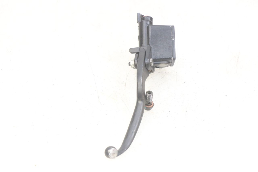photo de REAR BRAKE MASTER CYLINDER PEUGEOT TWEET 125 (2018 - 2021)