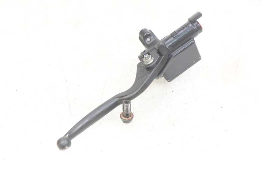 photo de REAR BRAKE MASTER CYLINDER PEUGEOT TWEET 125 (2018 - 2021)