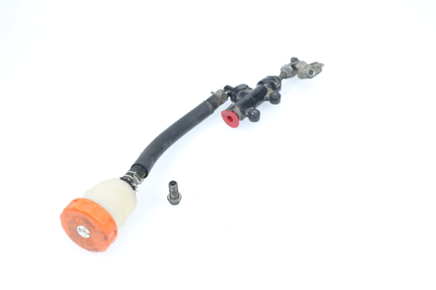 photo de REAR BRAKE MASTER CYLINDER HONDA VF 1000 (1984 - 1988)