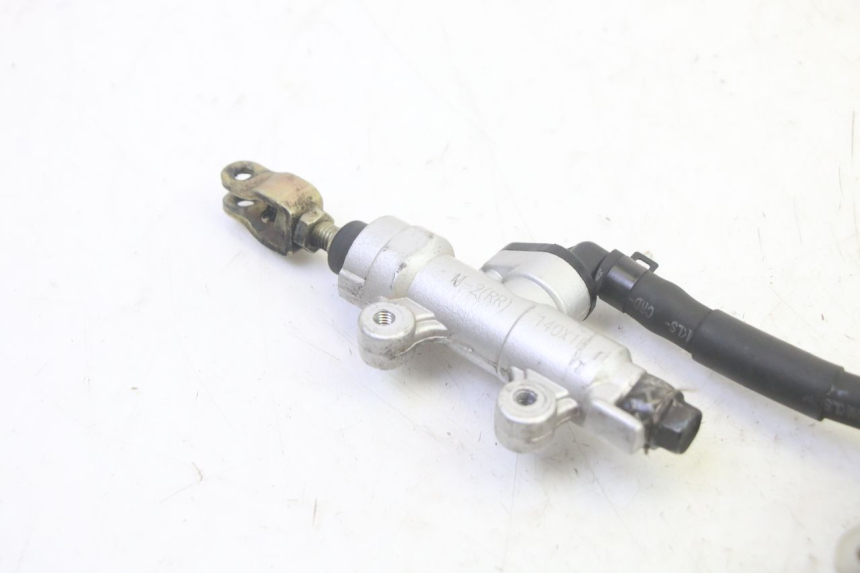 photo de REAR BRAKE MASTER CYLINDER DAELIM VJ ROADWIN FI 125 (2008 - 2017) - Technical close-up