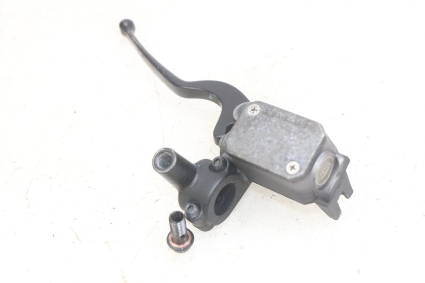 photo de REAR BRAKE MASTER CYLINDER YAMAHA X-MAX XMAX 125 (2010 - 2014)
