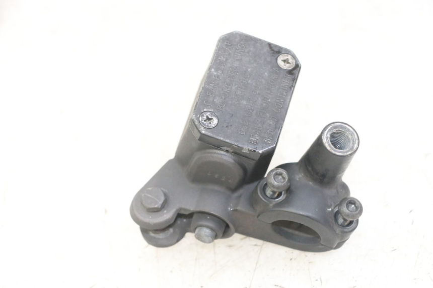 photo de REAR BRAKE MASTER CYLINDER YAMAHA X-MAX XMAX 125 (2010 - 2014)