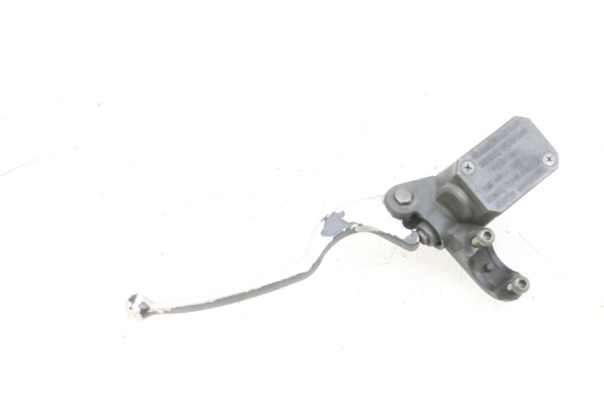 photo de REAR BRAKE MASTER CYLINDER YAMAHA XMAX X-MAX 125 (2006 - 2009) - Product overview