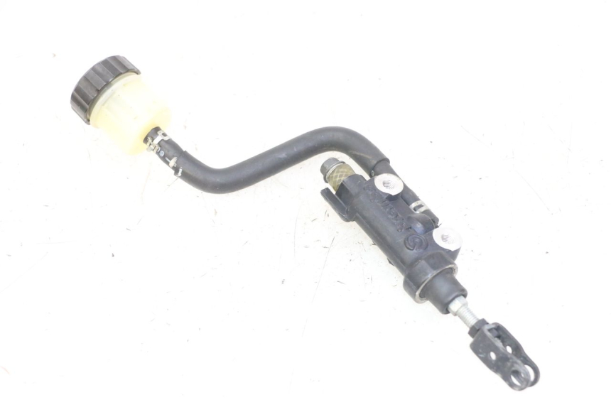 photo de REAR BRAKE MASTER CYLINDER YAMAHA XJ6 ABS 600 (2008 - 2016)