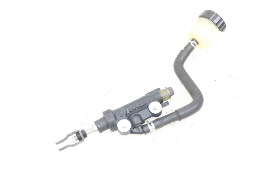 photo de REAR BRAKE MASTER CYLINDER YAMAHA XJ6 ABS 600 (2008 - 2016)