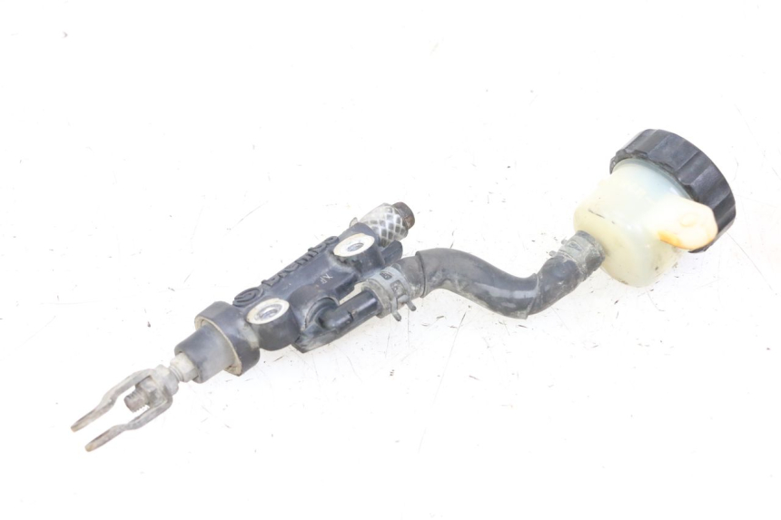 photo de REAR BRAKE MASTER CYLINDER YAMAHA XJN DIVERSION 600 (2000 - 2003)