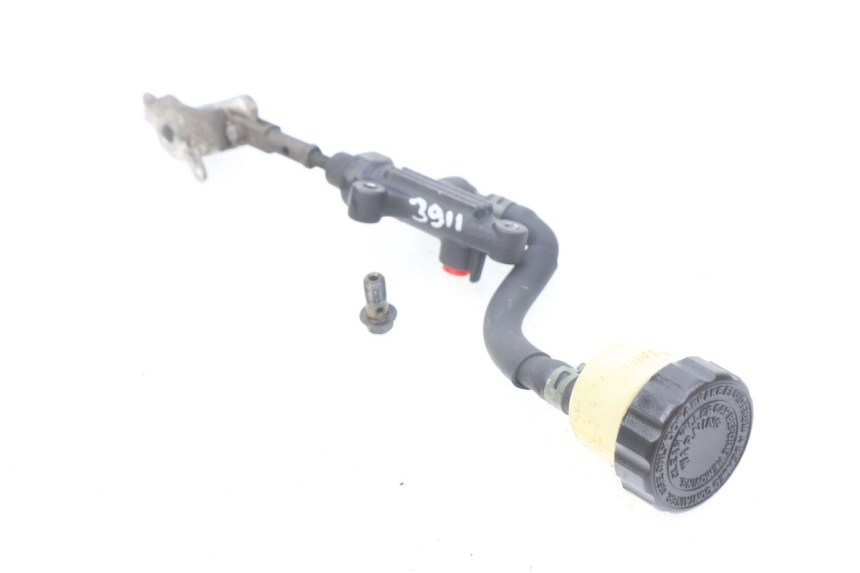 photo de REAR BRAKE MASTER CYLINDER YAMAHA FJ 3CX 1200 (1986 - 1996)