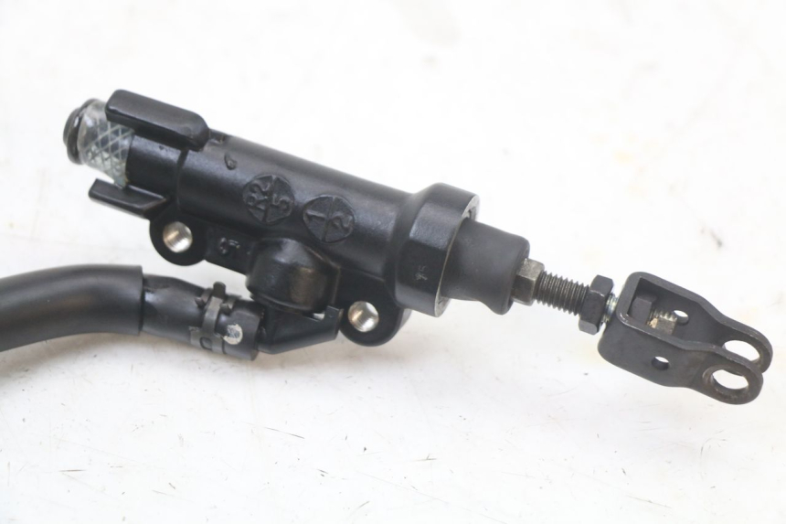 photo de REAR BRAKE MASTER CYLINDER YAMAHA FZ1 FAZER 1000 (2007 - 2009)