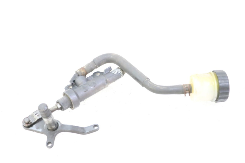 photo de REAR BRAKE MASTER CYLINDER YAMAHA FZ6 FAZER S2 600 (2007 - 2011)